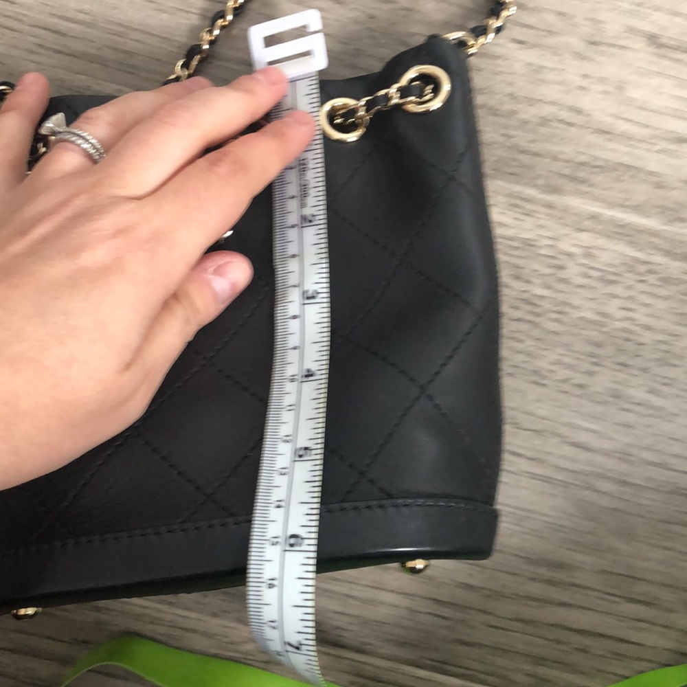 Authentic Chanel Bag - Picture 5 of 9